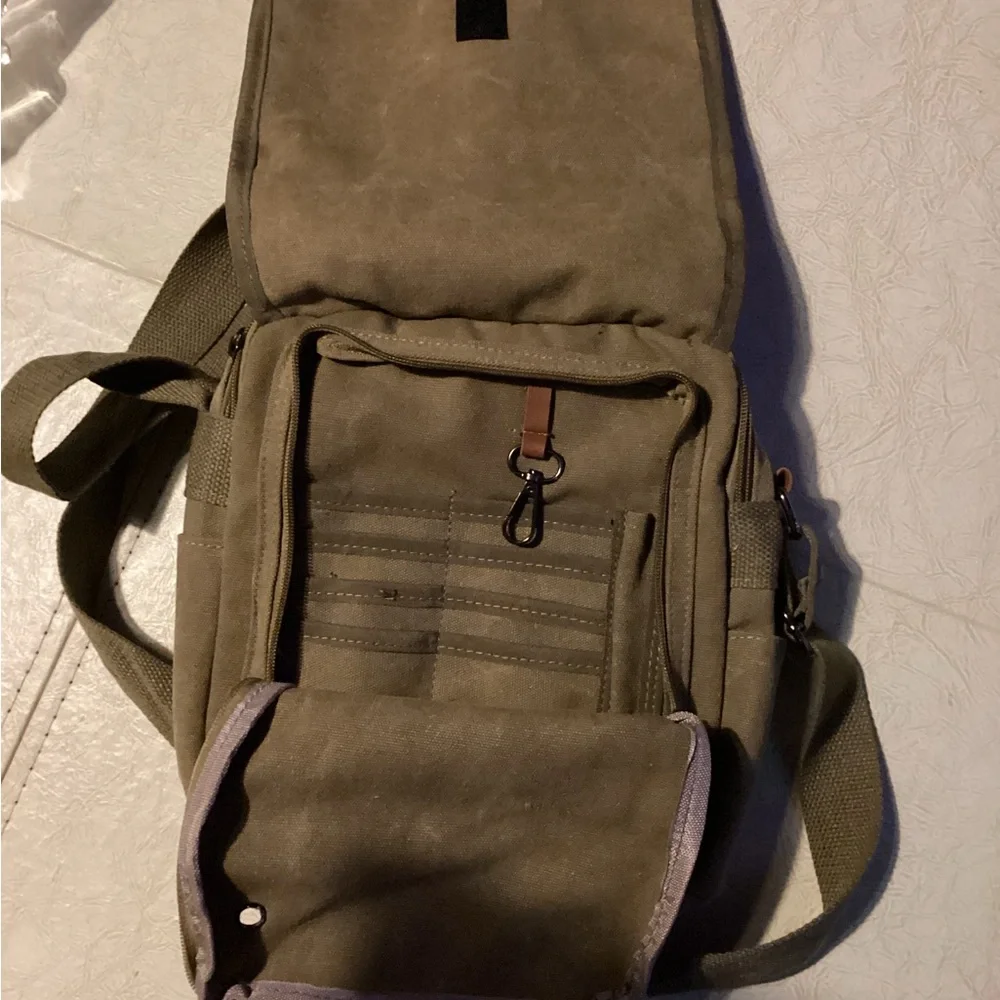 Card N X Men's Olive Crossbody Bag